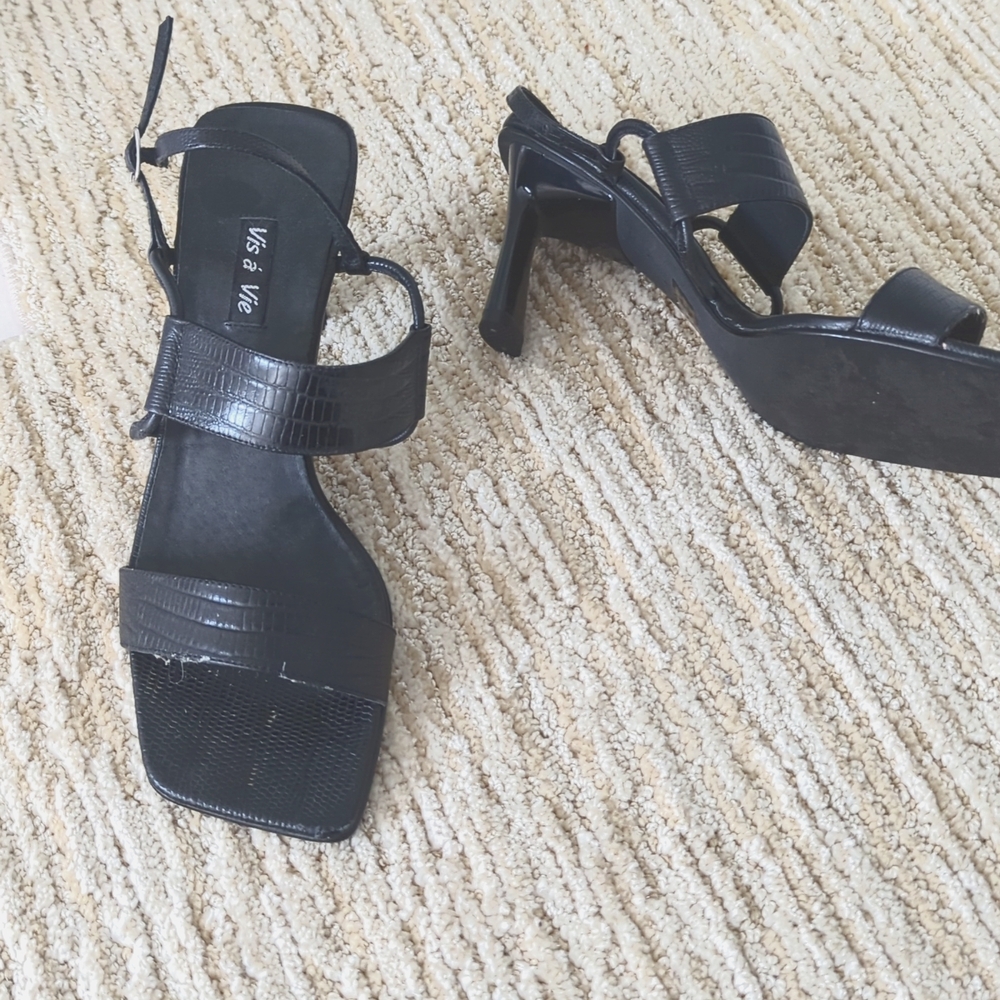 Heel sandals